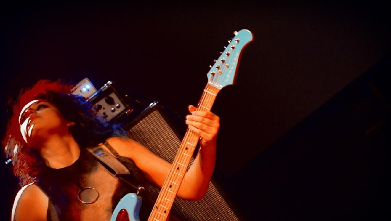 Adrian Belew 12