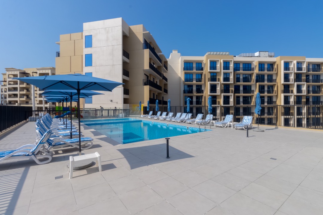 One Bedroom for Sale - Al Hamra Village - Pool View
