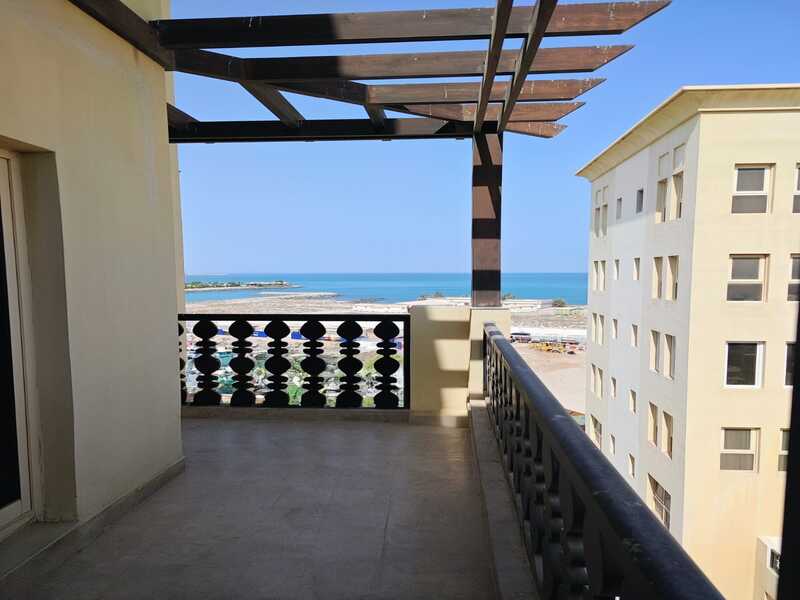 Large 3 Bedroom Apartment for Sale - Al Hamra Village - Spacious
