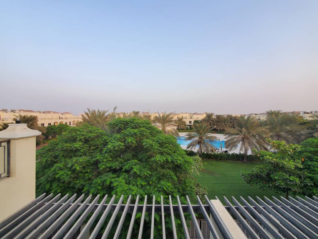 4 Bedroom + Maids Townhouse For Rent in Al Hamra Village - Pool View