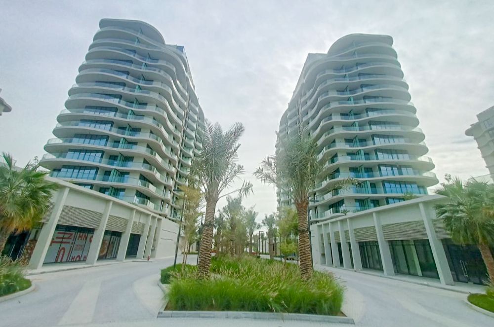 1 Bed Apartment For Sale, Large Layout with Huge Terrace, Mina Al Arab