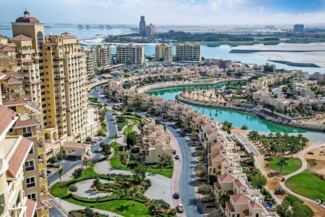 Studio Al Hamra Village - Lagoon View - Furnished - Included bills