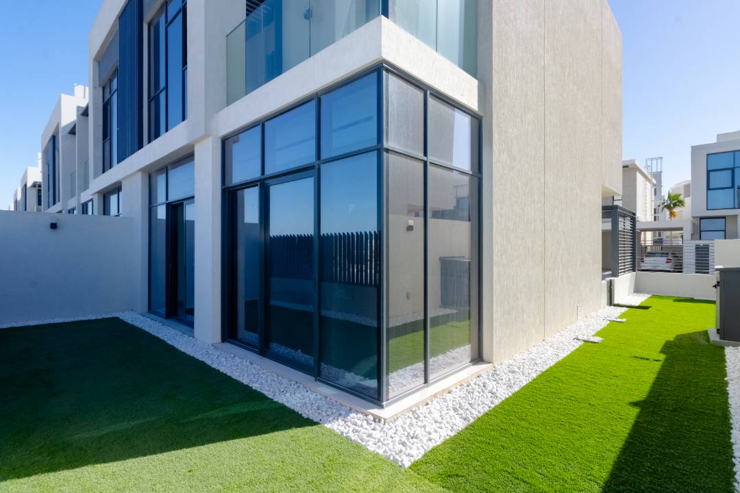 2 Bedroom Townhouse for Rent in Marjan Island - Corner Unit