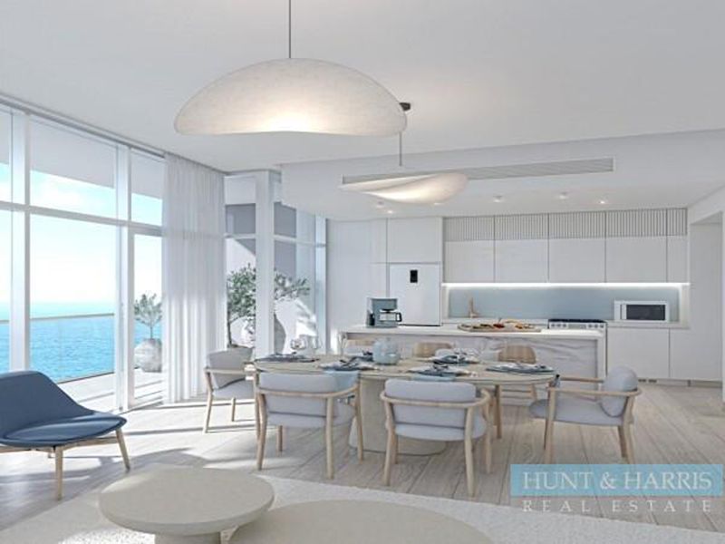 Below OP - Sea View High Floor - 2 Bedroom for Sale in Mina Al Arab