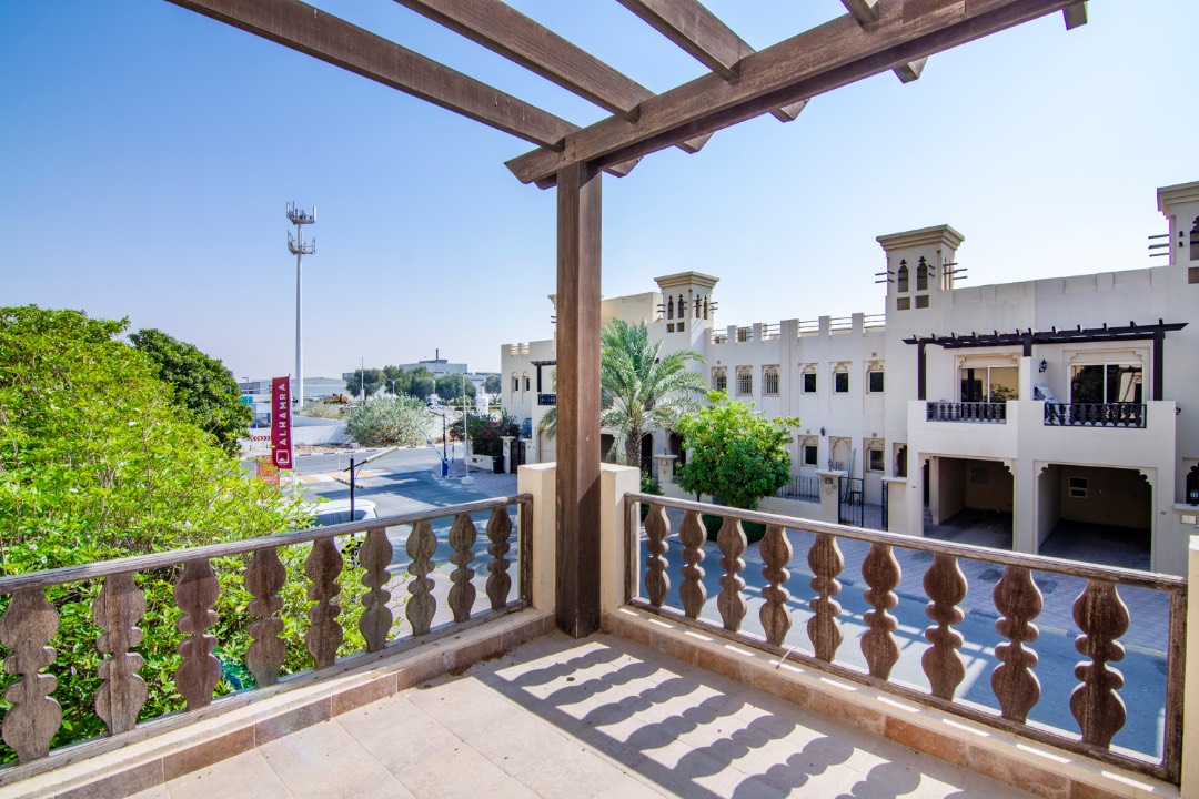 3 Bedroom Townhouse For Sale - Golf Course Views - Al Hamra Village