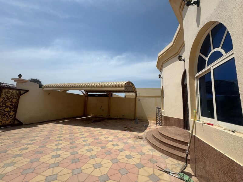 3 Bedroom Villa For Rent in Al Riffa - Spacious - Must See