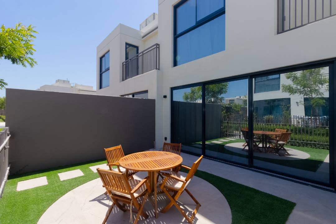 2 Bedroom Townhouse for Rent on Falcon Island - Brand New