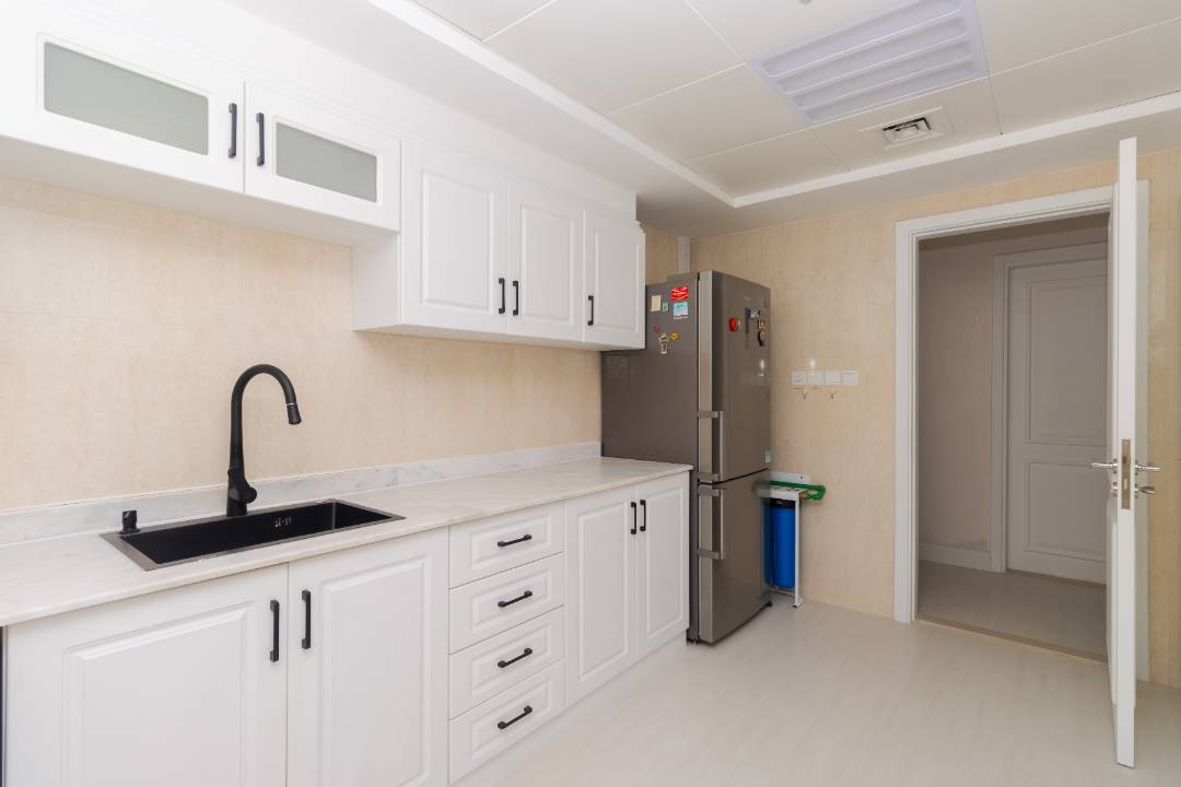Upgraded Sea view - 1 bedroom for sale in Al Hamra Village - Marina