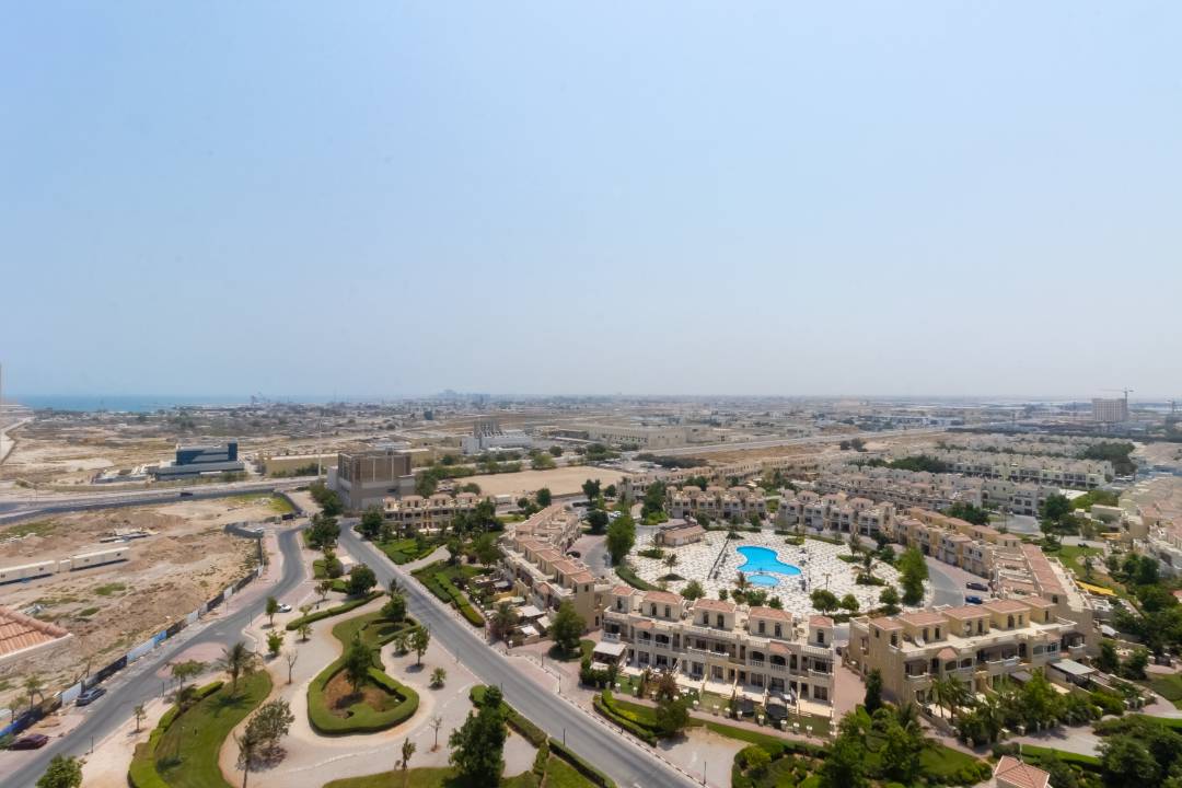 2 Bed for Sale in Al Hamra Village - Upgraded - High Floor - Lagoon
