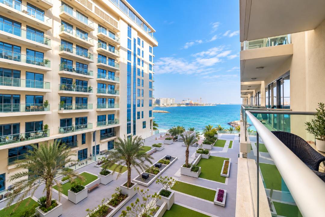 One Bedroom Sea View Apartment Near Casino for Sale, Al Marjan Island