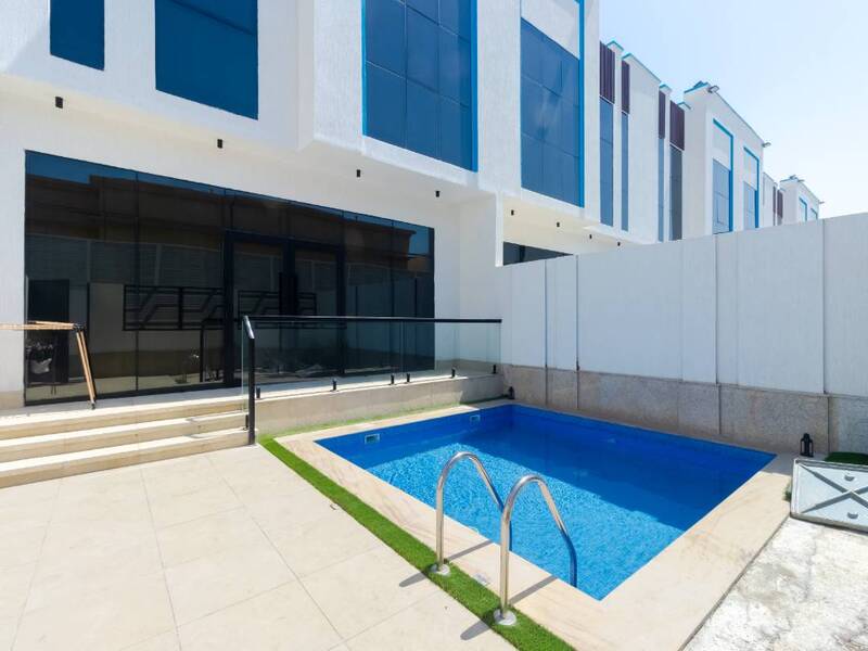 3 Bedroom Modern Villa For Rent - Fully Furnished - Private Pool