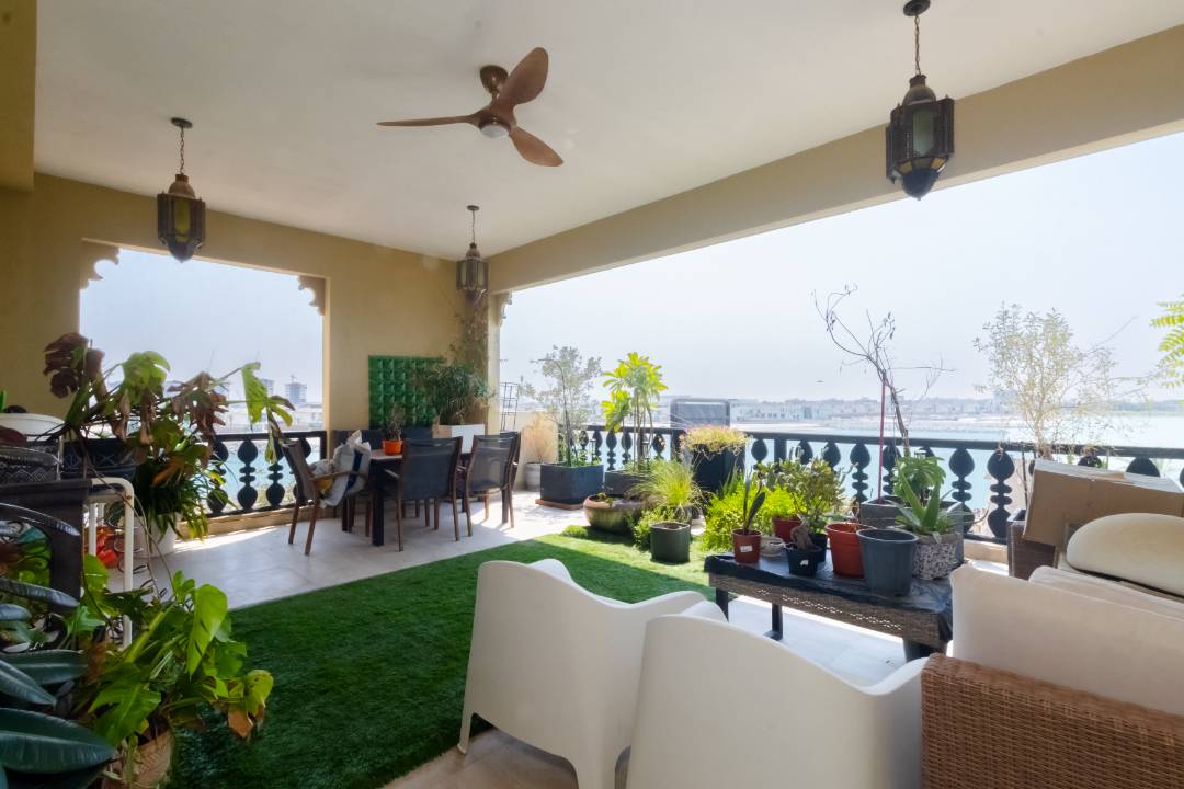 Vacant / Upgraded 3BR + Maid / Large Terrace / Full Sea View