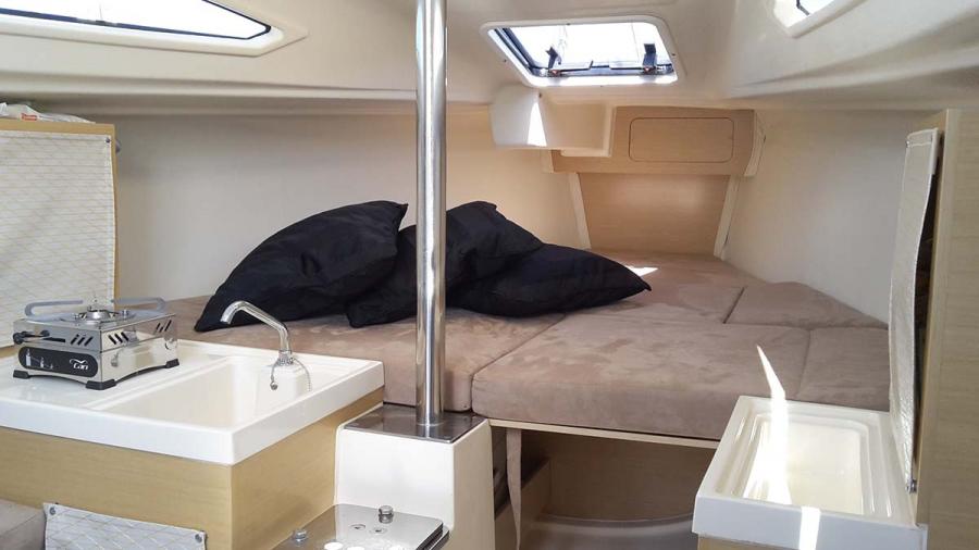 Elan 210 / E1 te koop