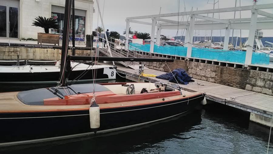 Tofinou 9.5 te koop