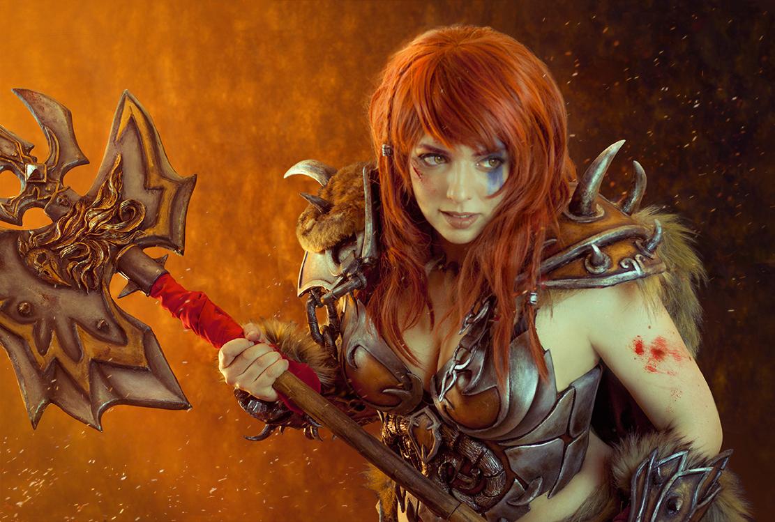 Alejandra Toba as a Diablo 3 barbarian