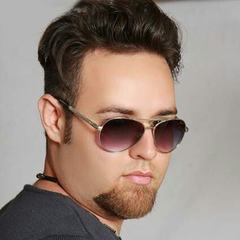 ali safari's profile picture