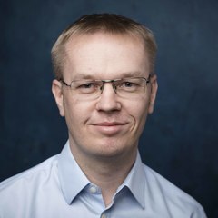 Richard Maude's profile picture