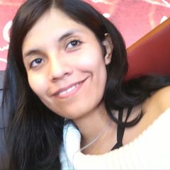 Dulce Alarcón-Yaquetto's profile picture