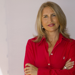 María  De-Juan-Vigaray's profile picture