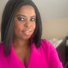 E.Christabel  Unobe's profile picture