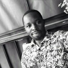 Daniel Ogenrwot's profile picture