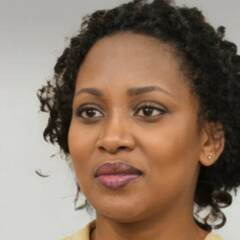 Laura Nguyen's profile picture