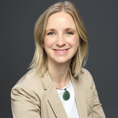 April Thomas's profile picture