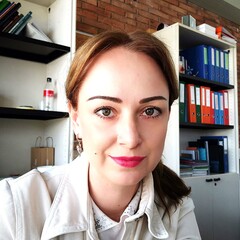 Yelena Smirnova's profile picture