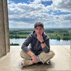 Yaroslav Bondarenko's profile picture