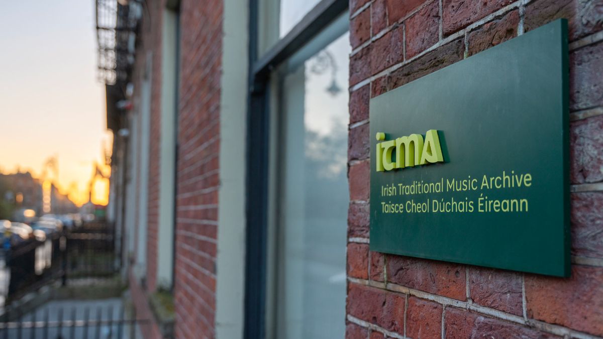 Generic default image