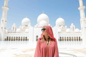 Abu Dhabi: Excursão a pé guiada na Grande Mesquita Sheikh Zayed
