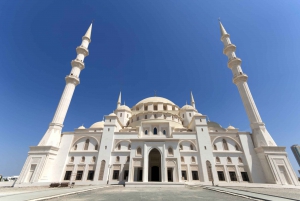 Dubai: Sheikh Zayed Mosque, Fujairah and Khorfakkan Tour