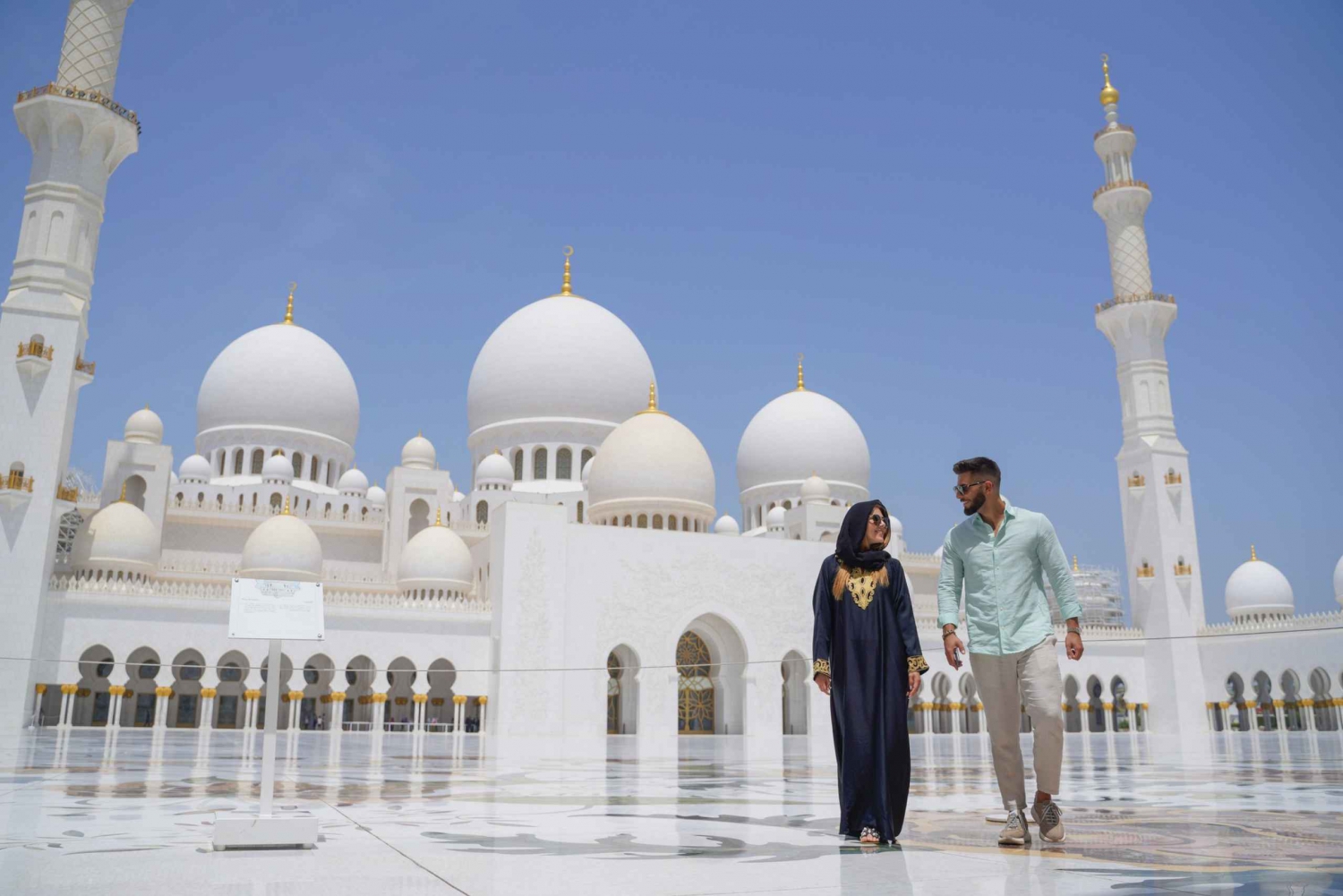De Dubai: Visita guiada à Mesquita Sheikh Zayed em Abu Dhabi
