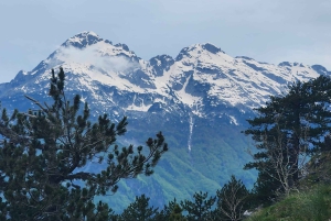 北アルバニア3日間アドベンチャー：シャラ川、テス、ブルーアイ