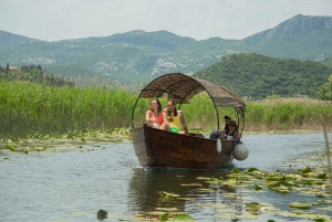 Virpazar : Aventure historique et naturelle en bateau sur le lac Skadar