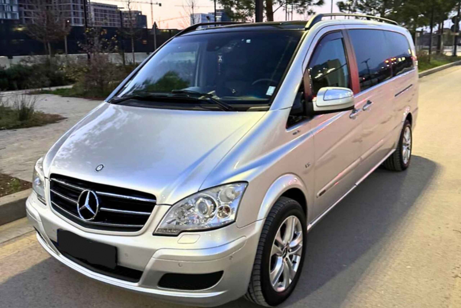 Seilrutschen-Abenteuer in Tirana & Burg Petrela – mit Transfer