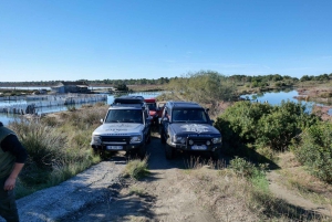 アルバニアボヴィラ湖ジープサファリ（観光ポイント付き