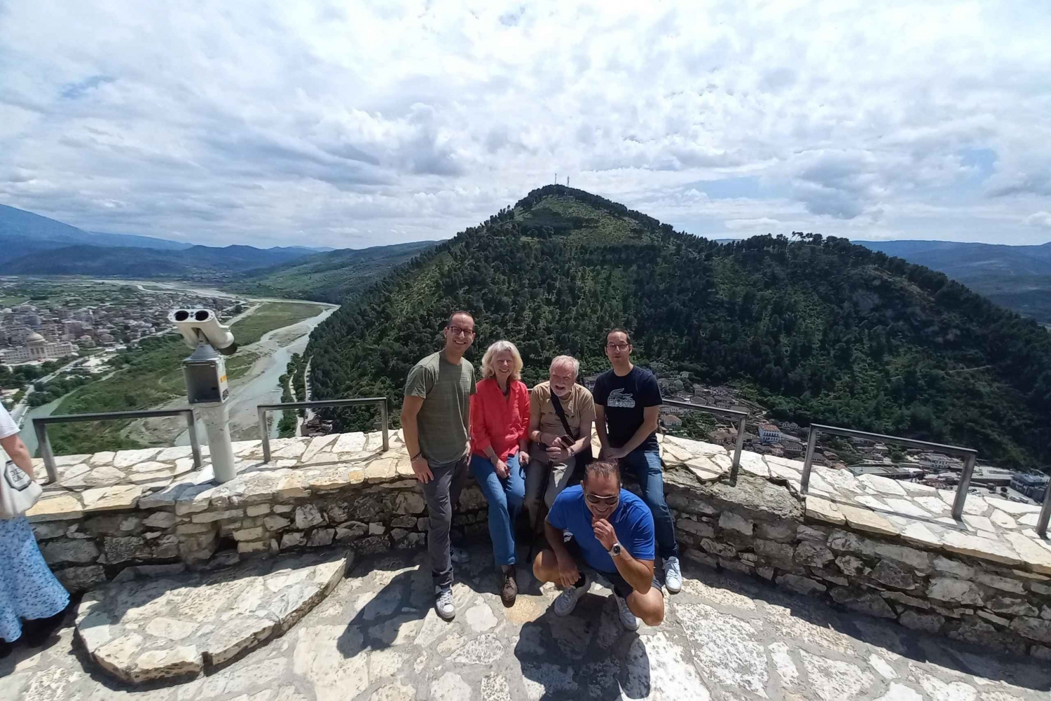 Da Tirana: gita di 1 giorno a Berat, Durazzo e al lago di Belshi