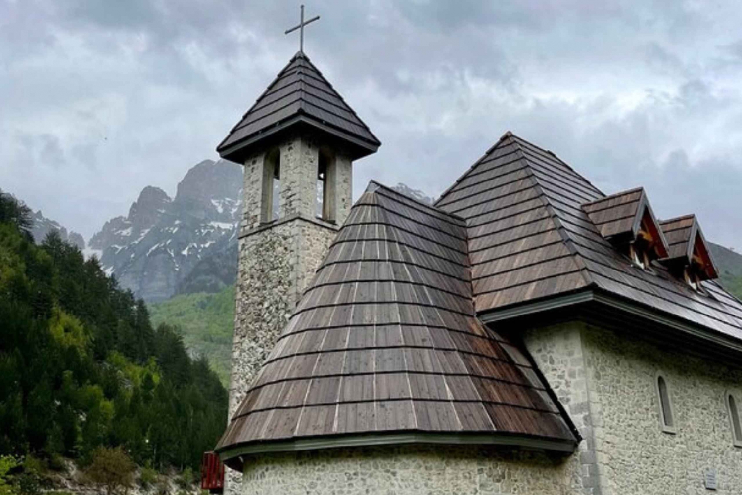 Från Tirana/Durres/Shkoder: Dagstur till Theth och Blue Eye