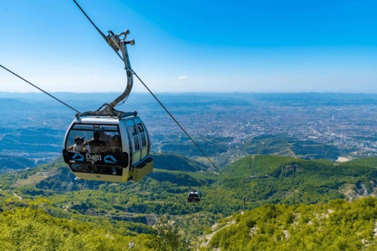 Dajti-Seilbahn & Städtetour durch Tirana ab Durres/Golem
