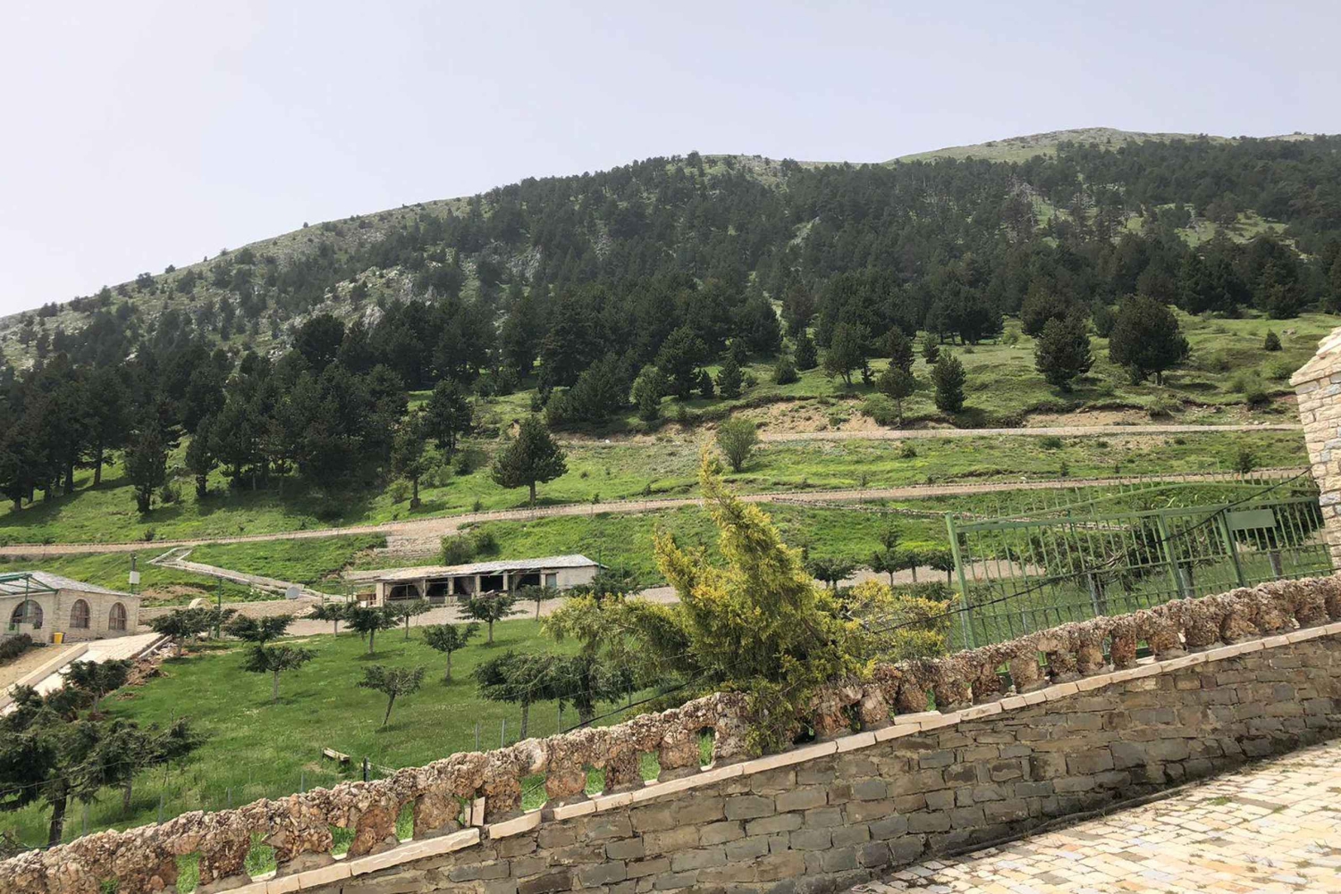 Desde Berat : Montaña Tomorri y Cascada de Bogova