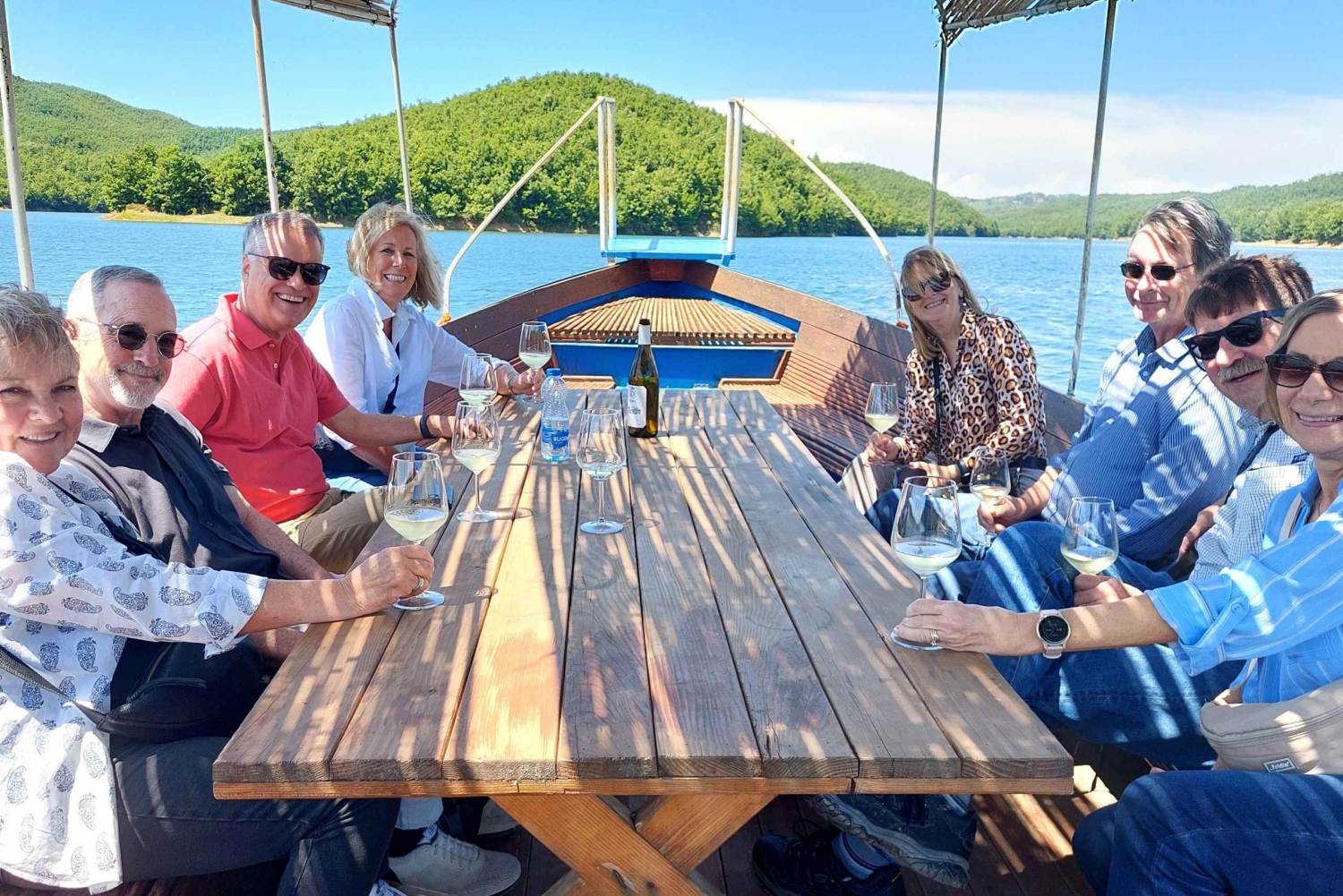 Z Durrës: degustacja win albańskich z winnicą i rejsem wycieczkowym