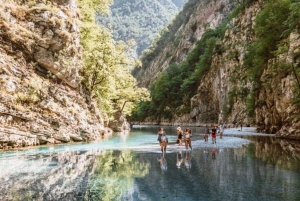 Ab Gushte: Ganztägige Bootstour auf dem Shala-Fluss