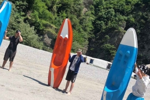 Från Shkodra Center: Shala-flodkryssning – buss- och båttur