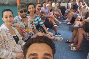 Från Shkodra Center: Shala-flodkryssning – buss- och båttur