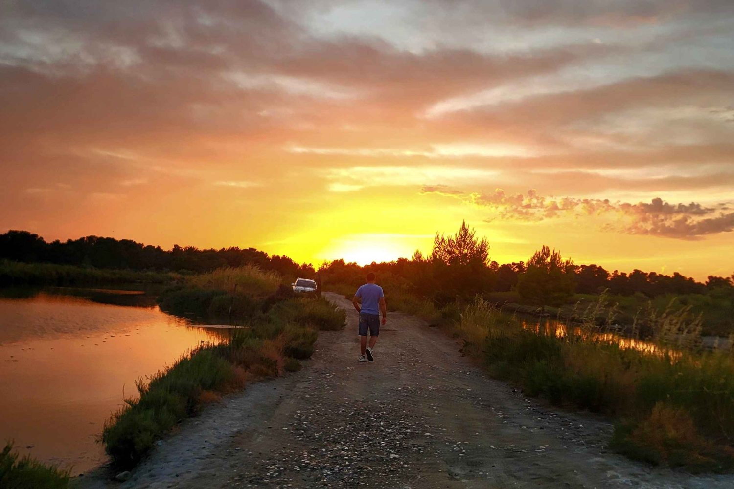 ティラナ発：ロドン岬の夕日写真撮影ツアー＆ハイキング！