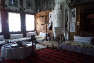 From Tirana: Kruja Castle, Old Bazaar & Sari Salltik Tour