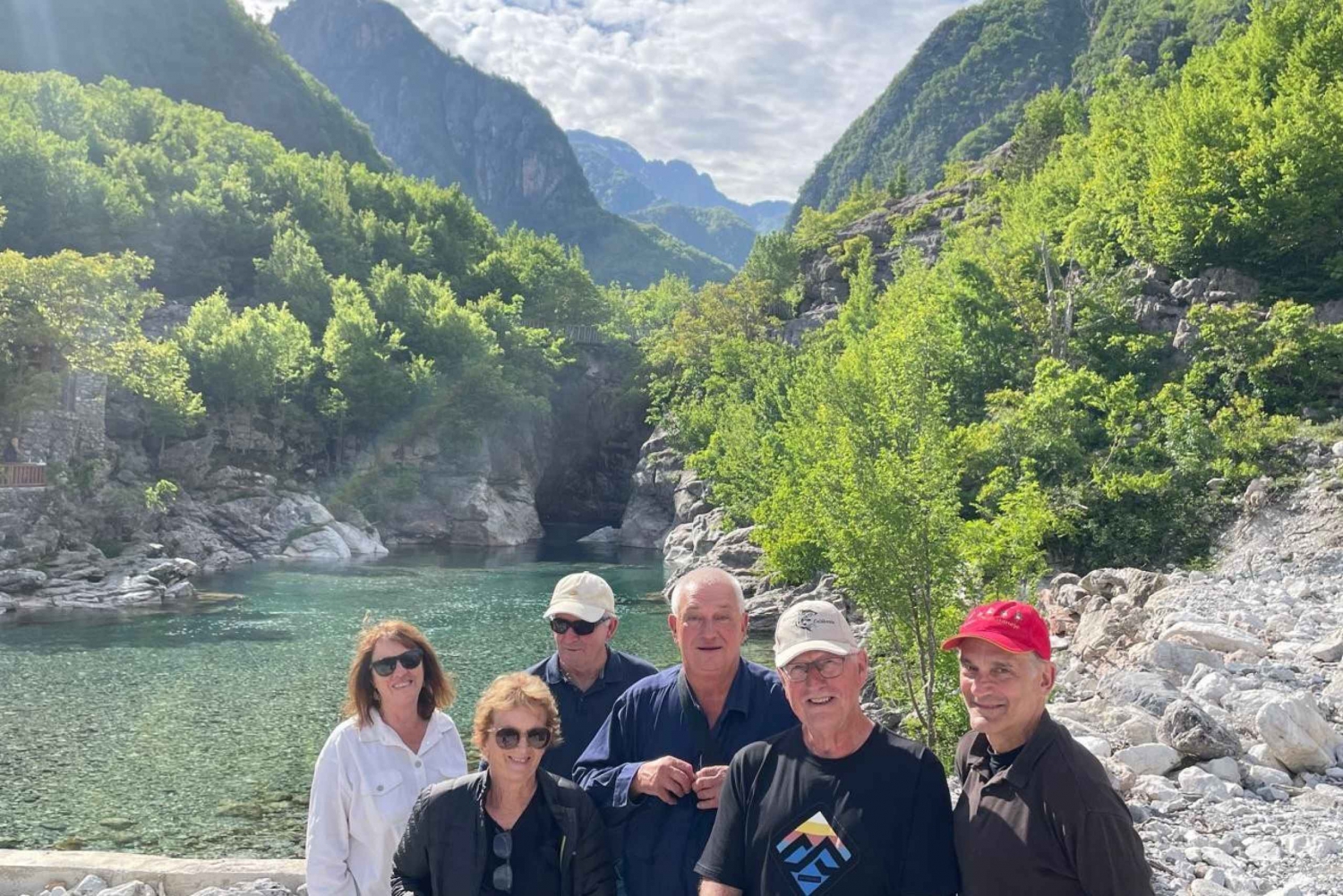 Semi-Privé Dagvullende Tour van Theth & Blue Eye vanuit Tirana