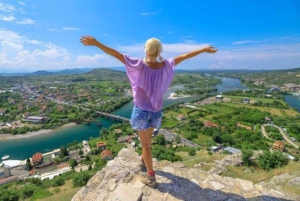 De Tirana: Shkodër – Castelo Rozafa, Cidade Velha e Fábrica de Máscaras