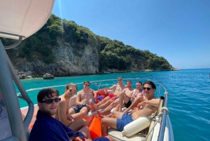 Saranda: rejs łodzią z 6 przystankami + darmowy drink i snorkeling
